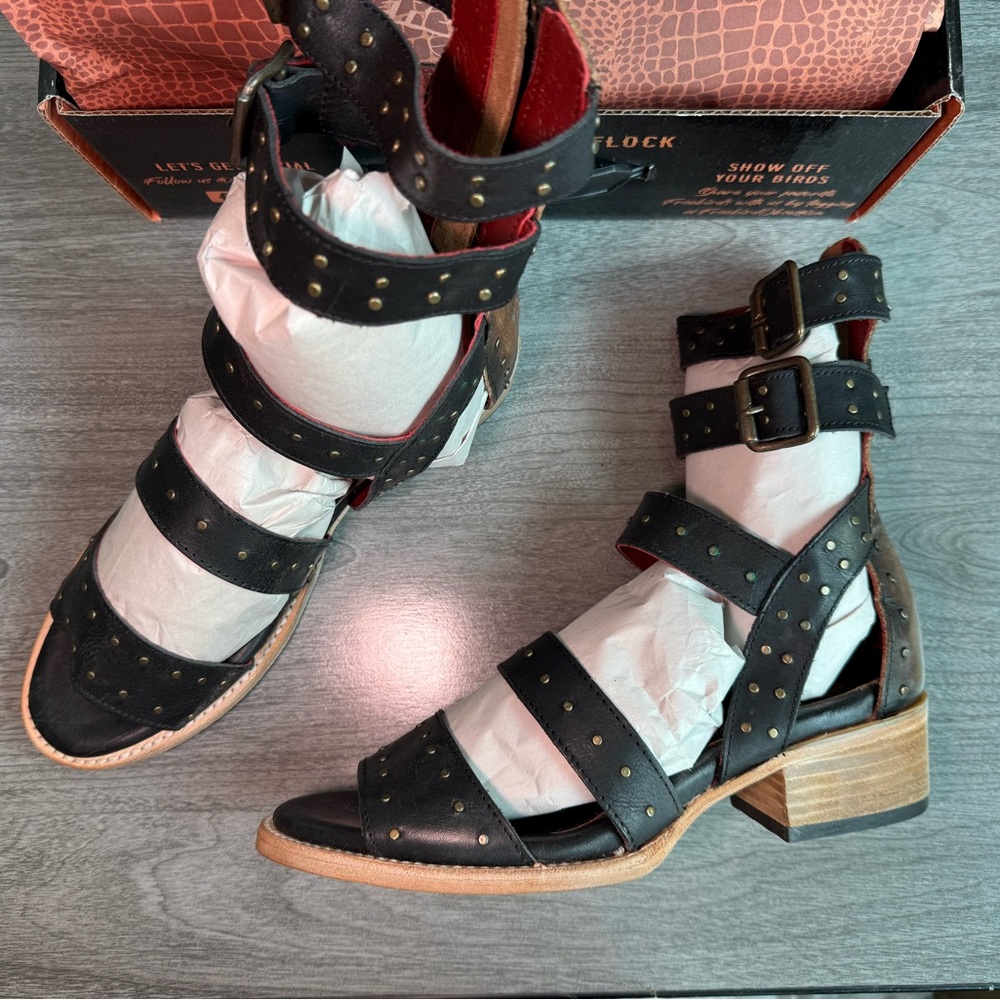 Freebird Gaby Black Studded Women's Sandals 9 New